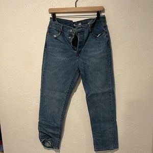 Levi wedgie straight jeans